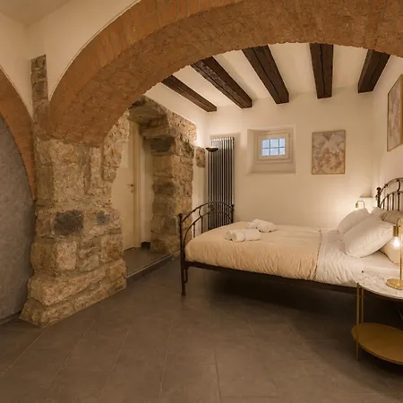 Apartment Medieval Atmosphere